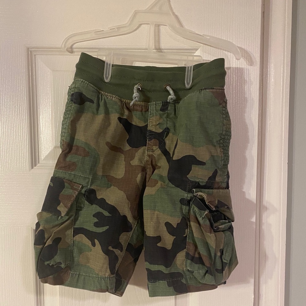 GAP Kids Army Fatigue Shorts for Boys XS (5/6)